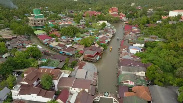 Ampawa 부동 시장, Samutsongkhram, 태국. — 비디오