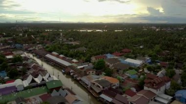 Ampawa yüzen Pazar, Samutsongkhram, Tayland. 