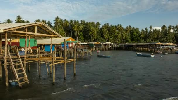 Koh Phitak vissersdorp, Chumphon, Thailand. — Stockvideo