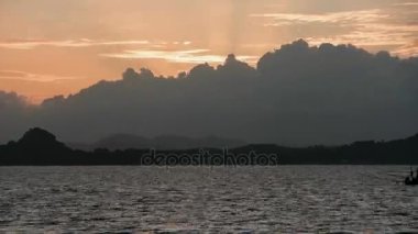 Koh Phitak balıkçı köyü, Chumphon, Tayland. 