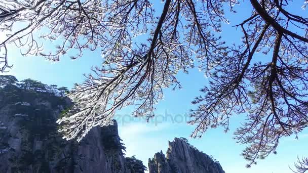 Güzel sahne üzerinde Huangshan, Çin — Stok video