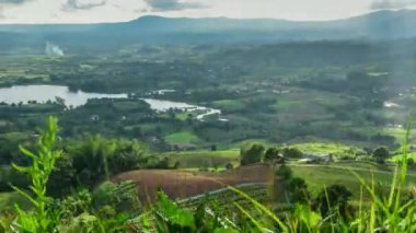 Görünüm noktası cazibe Khaoko ve Phu küvet Berg,: Phetchabun, Thailand. 