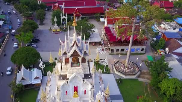 Wat Koi, Phetchaburi, Tailandia . — Vídeo de stock