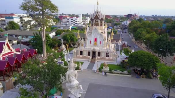 WAT Koi,: Phetchaburi, Thailand. — Stok video
