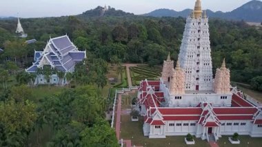 WAT Yannasang Wararam Budist tapınağı Pattaya City, Tayland 
