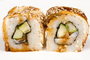 izole iki lezzetli rulo tatlı