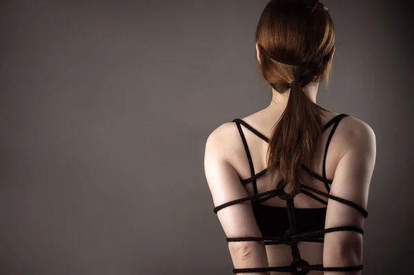 ip seksi kadınla, esaret bağlı
