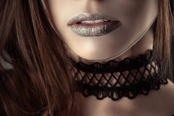 Beautiful lips young girl with fashion choker — Stock Photo, Image