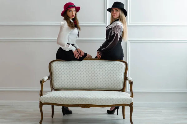 Two Women Beautiful Dresses — Stock Photo, Image