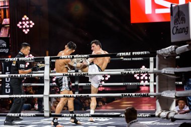 Payak-Samui Lukiaoporongtom-Tayland ve Tayland kavga 2016 yılında Özbekistan'ın Bobur Tagaev Kromsappasamit