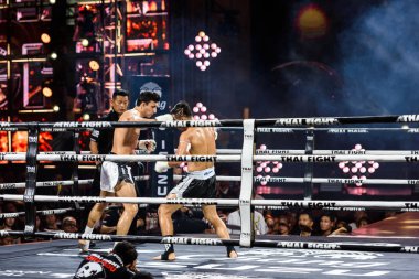 Payak-Samui Lukiaoporongtom-Tayland ve Tayland kavga 2016 yılında Özbekistan'ın Bobur Tagaev Kromsappasamit