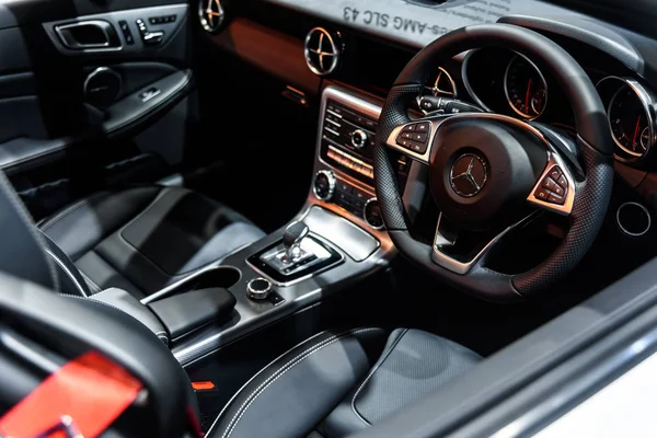 Immagine all'interno della Mercedes Benz SLC 43 . — Foto Stock