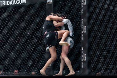 Singapur Angela Lee ve Jenny Huang bir Şampiyonası'nda Çin Taipei 