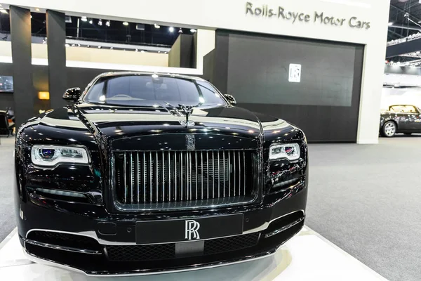 Distintivo preto de wraith Rolls-Royce . — Fotografia de Stock