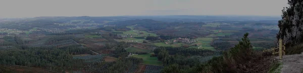 Galicijskou krajinou vidět z vrcholu Pico Sacro — Stock fotografie