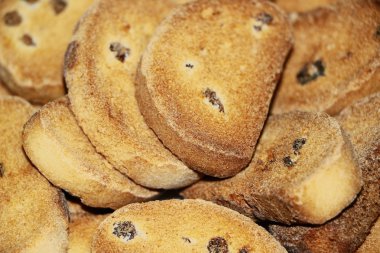 Rusk ile Kuru üzüm. Yakın çekim.