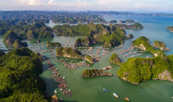 Cat Island Cima Baía Lan Hai Phong Vietname — Fotografia de Stock