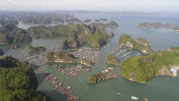 Cat Island Cima Baía Lan Hai Phong Vietname — Fotografia de Stock