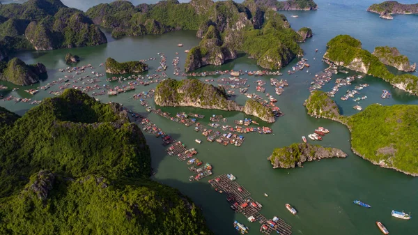 Cat Island Cima Baía Lan Hai Phong Vietname — Fotografia de Stock