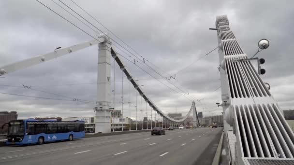 Moskva Krimbron Biltrafik — Stockvideo