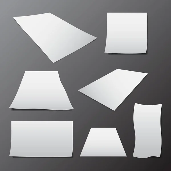 Papiere in verschiedenen Größen und Winkeln — Stockvektor