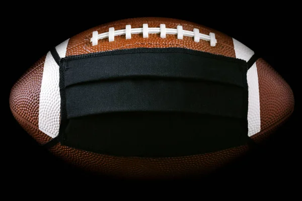 American Football Ball Schwarzer Medizinischer Maske Zum Schutz Des Covid — Stockfoto