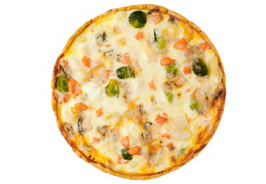 Tütsülenmiş somon, Brüksel lahanası ve gorgonzola soslu turta. Beyaz arkaplanda izole