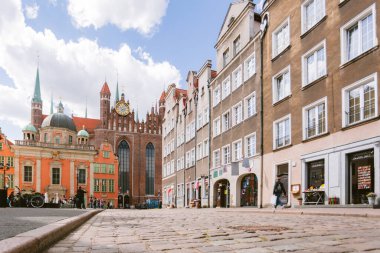 Gdansk, Polonya ve Doğu Avrupa 'nın en büyük liman tarihi turizm merkezidir.