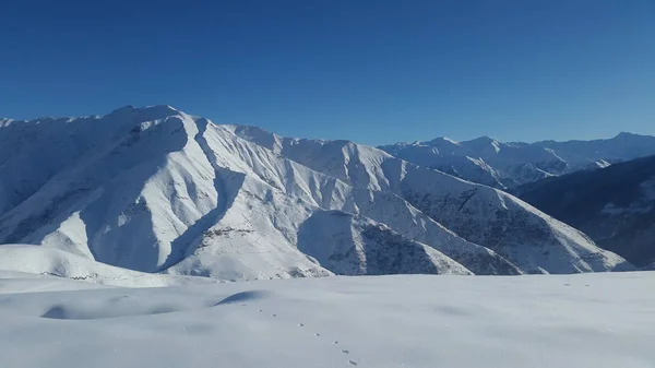 Het Perfecte Winter Landschap Van Het Berggebied — Stockfoto