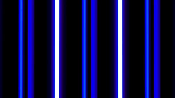 Linee verticali al neon blu in movimento sul nero. VJ loop. Fondo a strisce . — Video Stock