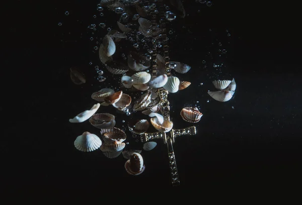 jewelry at the bottom of the sea, lost in the depths of the sea values, treasure at the bottom of the ocean