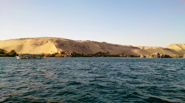 Grandi Dune Sabbia Sulle Rive Del Fiume Nilo Vicino Assuan — Foto Stock