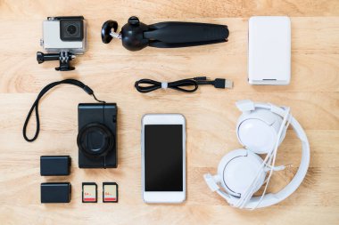 Fotoğrafçı-blogger-Gezgin ekipman Üstten Görünüm.