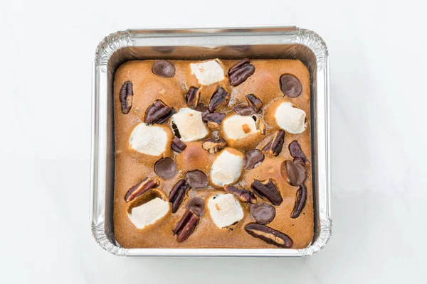 Chocolate Brownies on white marble background. — Stock Photo, Image