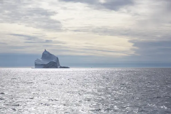 Majestic Iceberg Formation Sunny Atlantic Ocean Greenland — Stock Photo, Image