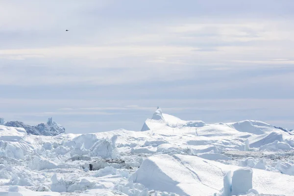 Güneşli Eriyen Buzullar Atlantik Okyanusu Grönland — Stok fotoğraf