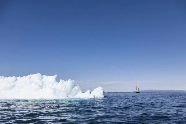 Scioglimento Del Ghiaccio Polare Sul Sole Blu Oceano Atlantico Groenlandia — Foto Stock