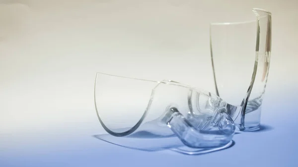 Broken Water Glass — Stock Photo, Image