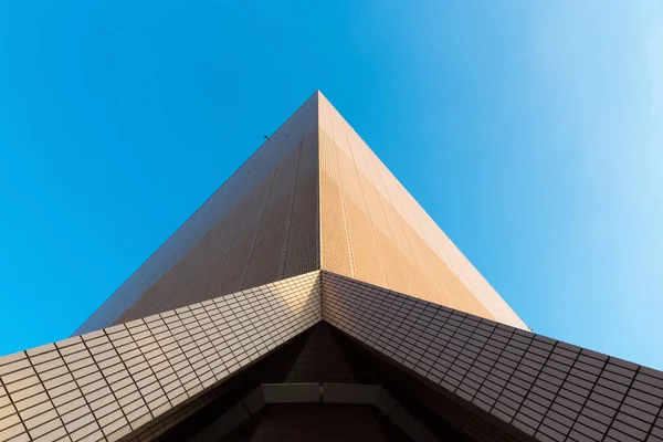 Zewnętrzna część nowoczesnej architektury budynku w Hong Kongu — Zdjęcie stockowe