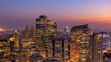 Panorama Cityscape görünümünü Bangkok modern ofis iş kurma iş bölgesinde, Bangkok, Tayland