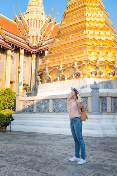 Beautiful Asian Tourist Woman Enjoy Travel Vacation Bangkok Thailand — Stock Photo, Image