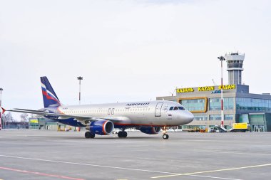 Sonra iniş 2018 Kazan Uluslararası Havaalanı'nda 'Aeroflot' şirket A320 jet vergi.