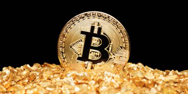 Bitcoin altın nuggets yığını