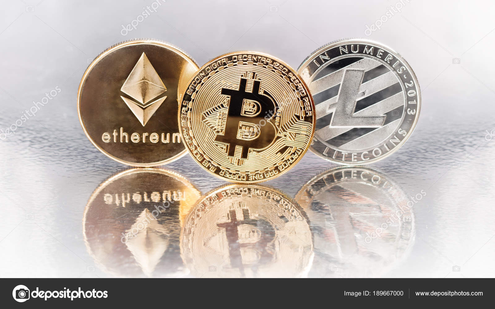 Coins Main Cryptocurrencies Bitcoin Ethereum Litecoinn — Stock Editorial  Photo © skapl #189667000