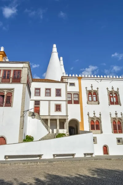 シントラ ポルトガル 2014年10月3日 現在の歴史的家屋博物館であるタウンパレスとも呼ばれるシントラ宮殿での眺め — ストック写真