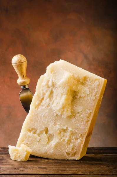 Sýr parmezán, italské jídlo — Stock fotografie