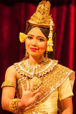 Phnom Phenh, Kamboçya - 21 Eylül 2013: güzel Apsara Khmer dans Ramayana Destanı tasvir. Phnom Phenh şehir.