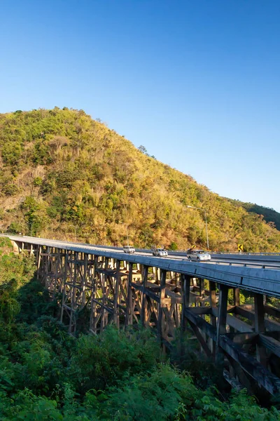 Paisagem das montanhas urso ponte . — Fotografia de Stock