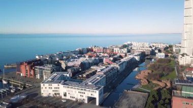 Malmo Körfez hava görünümünü Eresund Bridge ile