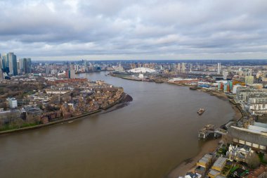 Cutty Sark ve Isle of Dogs ile Greenwich bölgesi hava manzarası.